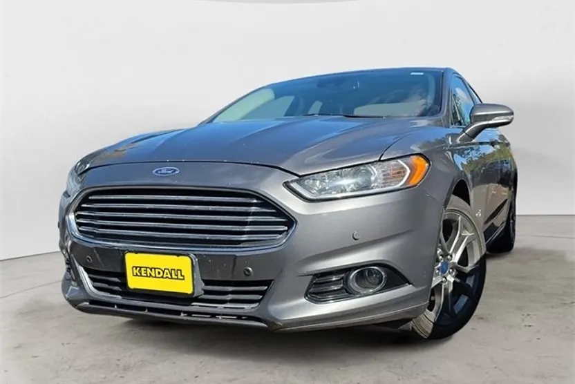 2014 Ford Fusion Hybrid Titanium photo 1