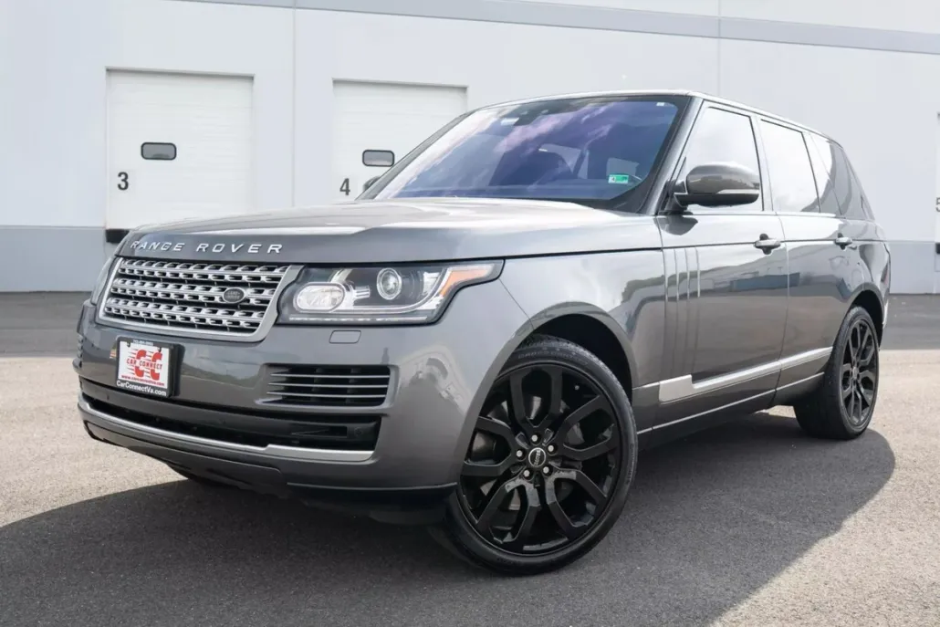 2017 Land Rover Range Rover HSE photo 1