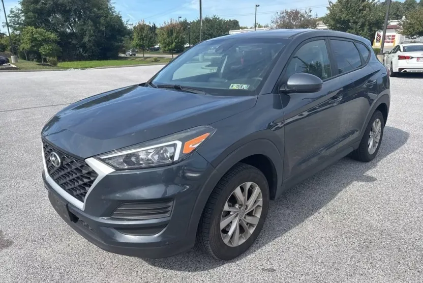 2019 Hyundai Tucson SE photo 1