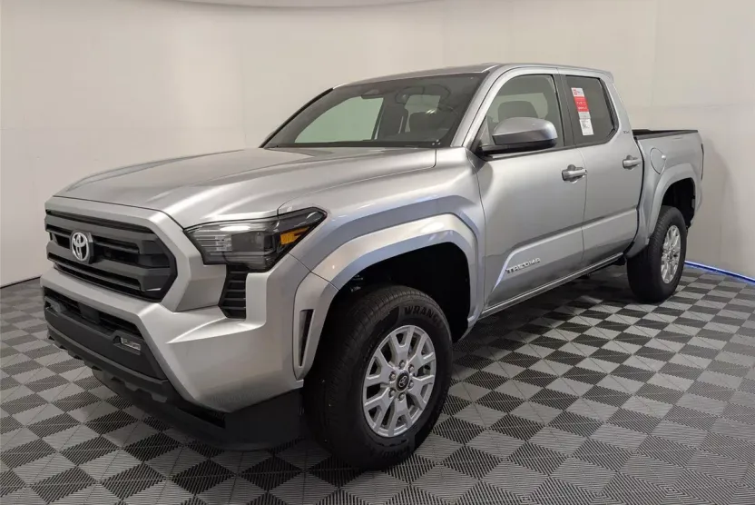 2025 Toyota Tacoma SR5 photo 1