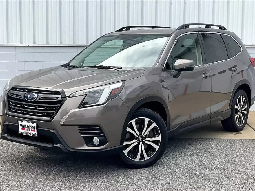 2022 Subaru Forester Limited photo 1