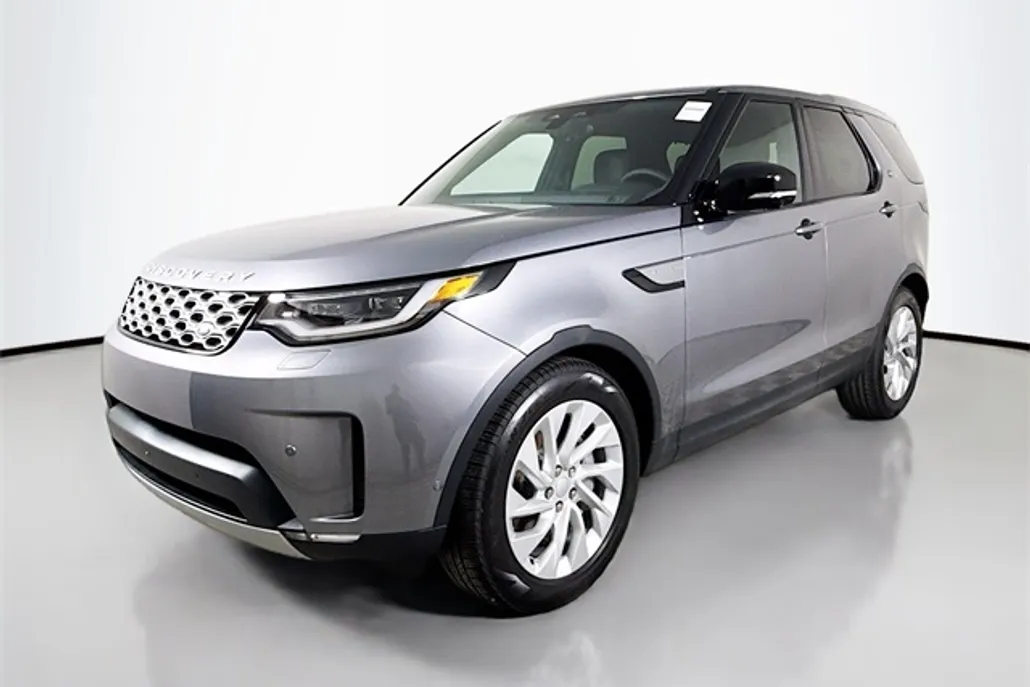 2025 Land Rover Discovery S photo 1