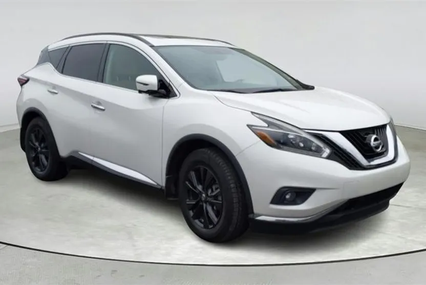 2018 Nissan Murano SV photo 1