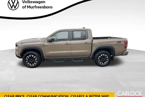 2022 Nissan Frontier PRO-4X photo 3