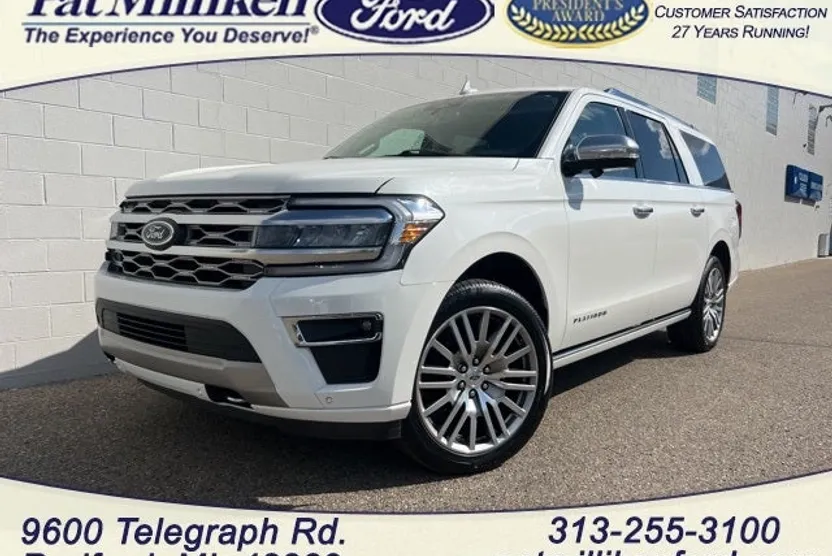 2022 Ford Expedition MAX Platinum photo 1