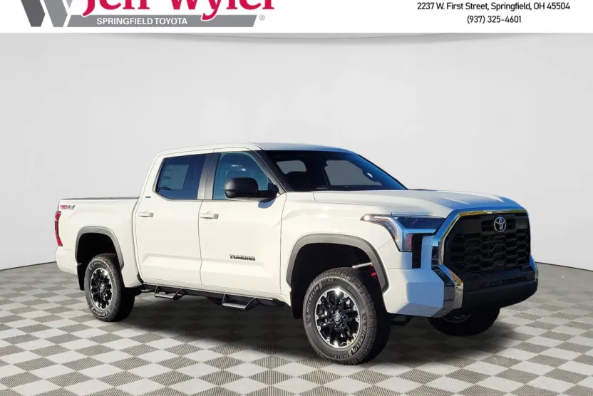 2026 Toyota Tundra SR5 CrewMax photo 1