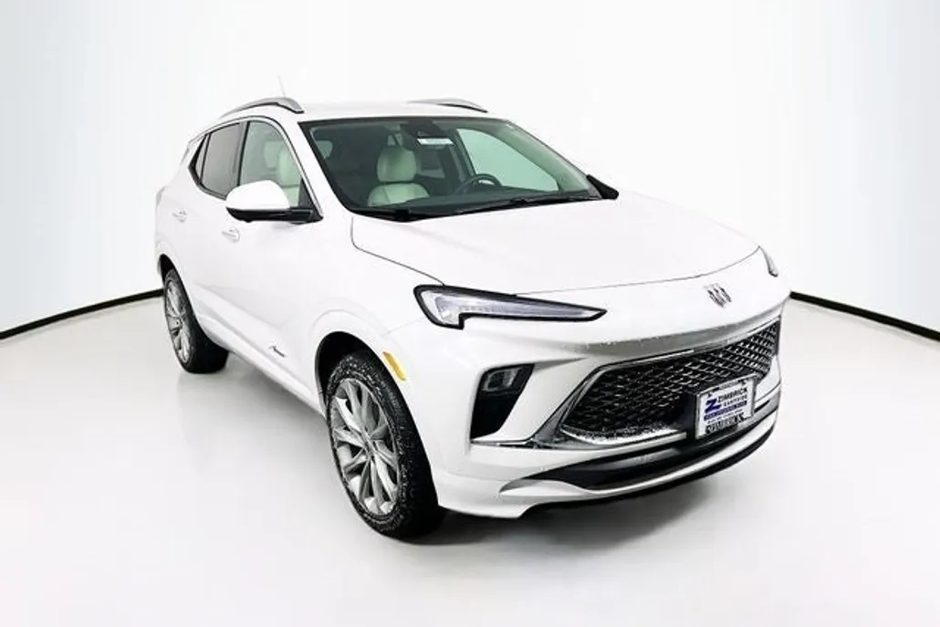 2025 Buick Encore GX Avenir photo 1