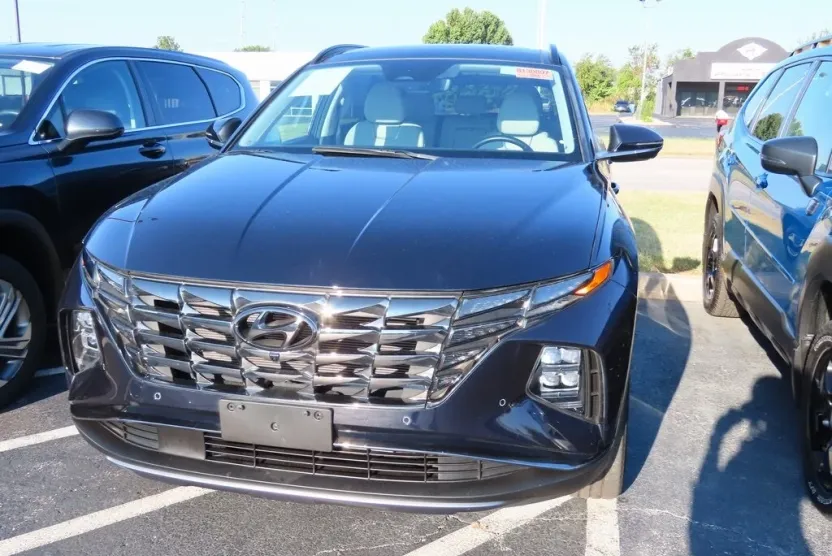 2023 Hyundai Tucson Limited photo 1