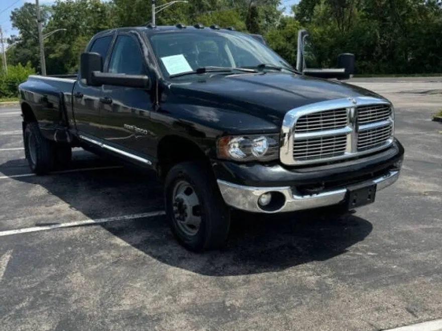 2004 Dodge Ram 3500 ST photo 1