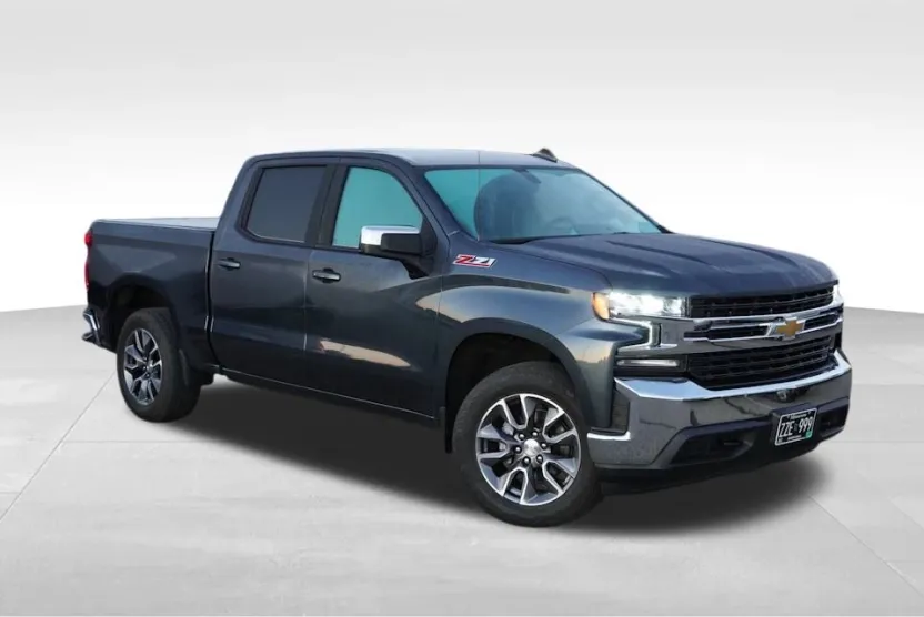 2021 Chevrolet Silverado 1500 LT photo 1