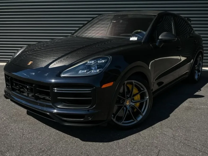 2022 Porsche Cayenne Coupe Turbo GT photo 1