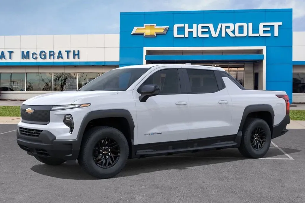 2025 Chevrolet Silverado EV Work Truck photo 1