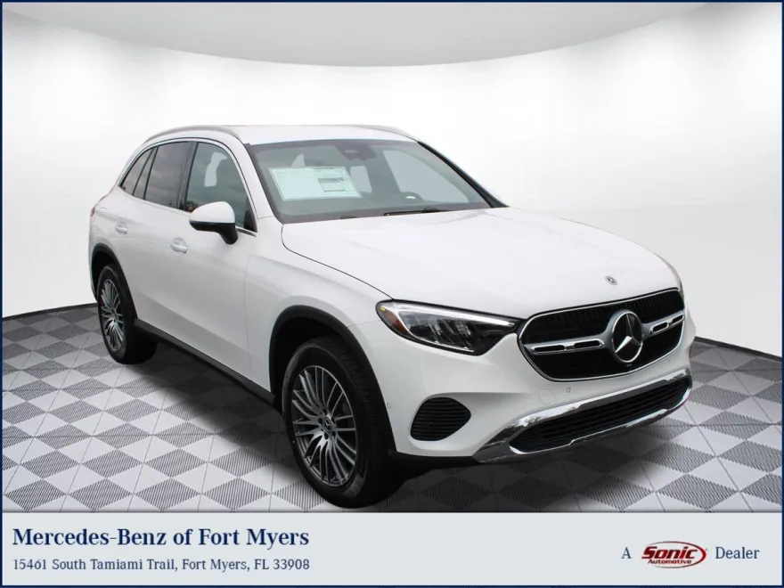 2025 Mercedes Benz GLC 300 photo 1