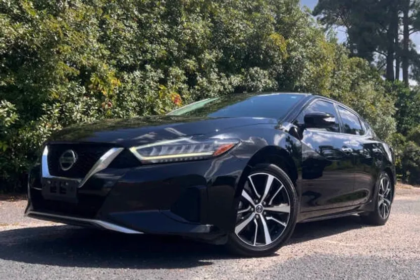 2022 Nissan Maxima SV photo 1
