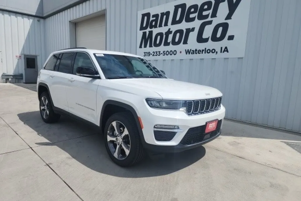 2025 Jeep Grand Cherokee Limited photo 1