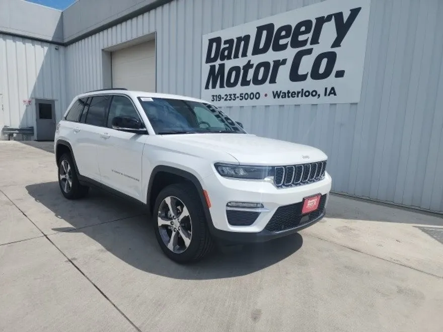 2025 Jeep Grand Cherokee Limited photo 1