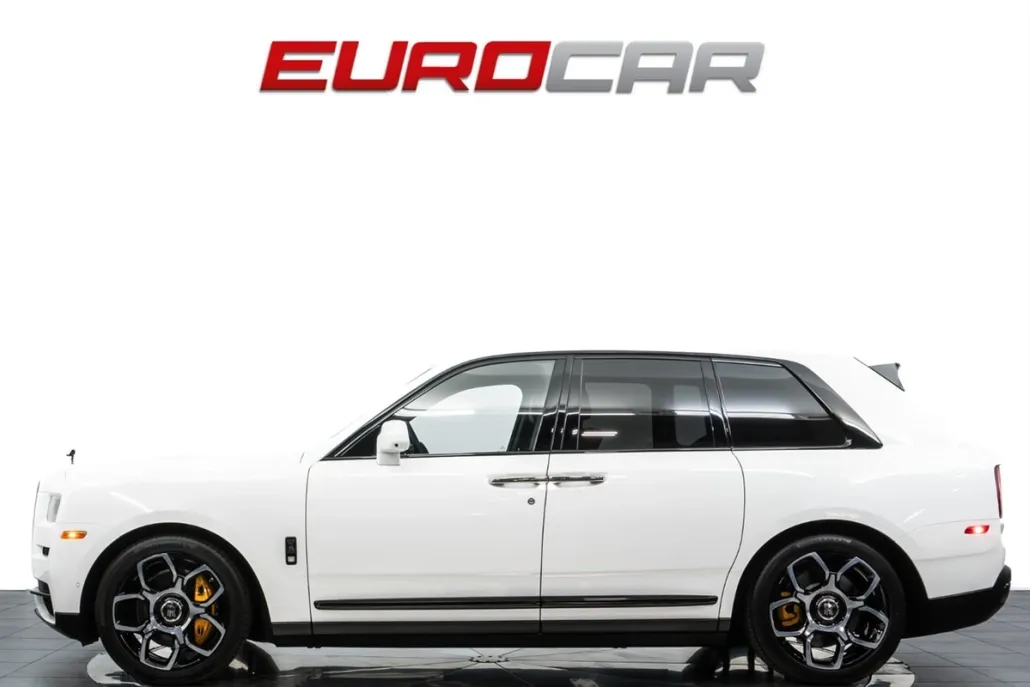 2024 Rolls Royce Cullinan Black Badge photo 1