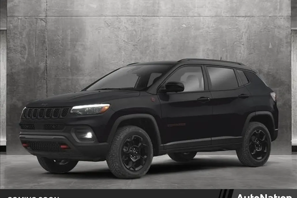 2025 Jeep Compass Trailhawk photo 1