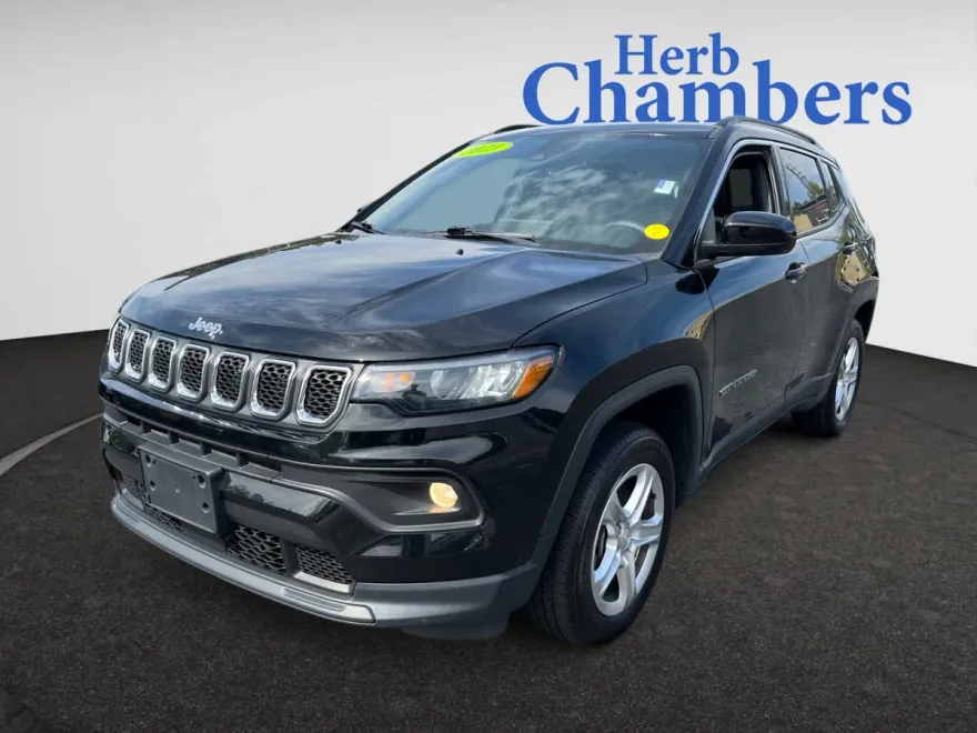 2023 Jeep Compass Latitude photo 1