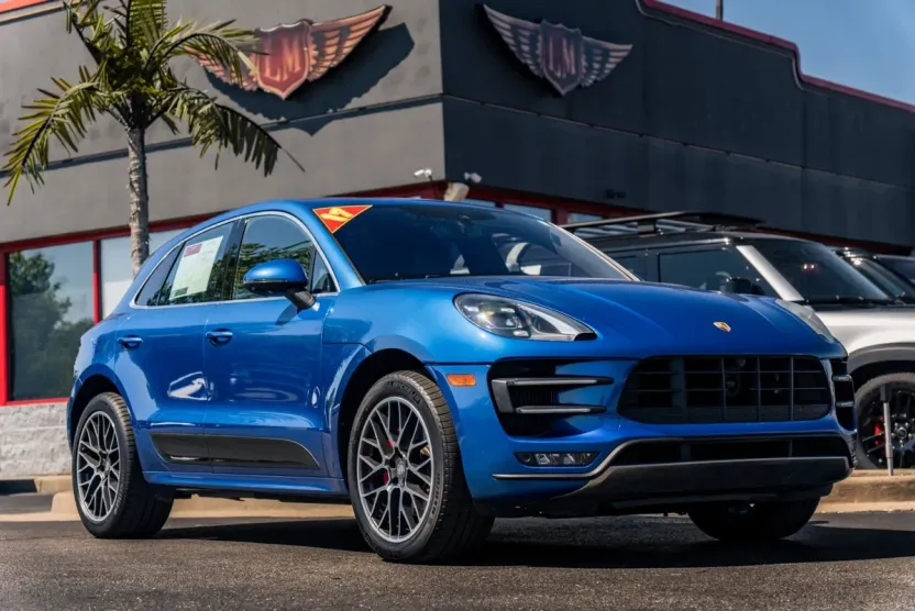 2017 Porsche Macan Turbo photo 1