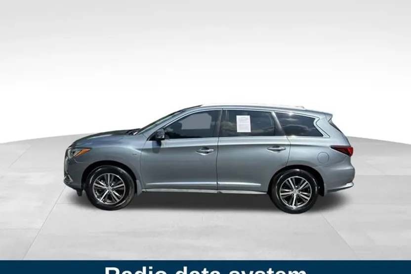 2017 Infiniti QX60 photo 1