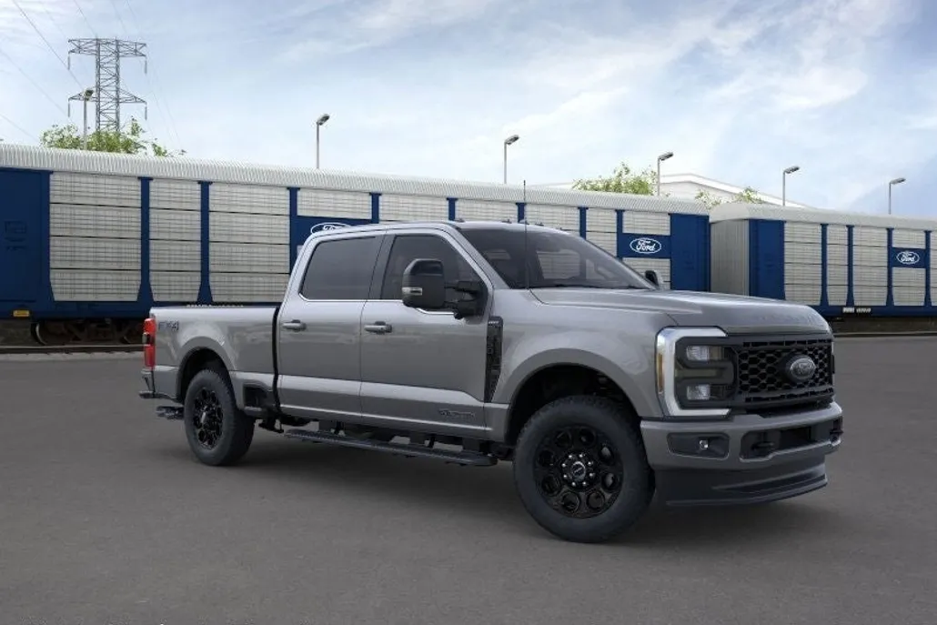2025 Ford F-350 photo 1