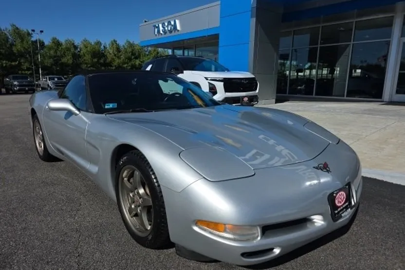 2001 Chevrolet Corvette Base photo 1
