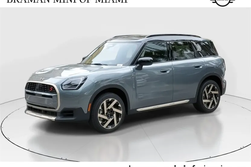 2025 Mini Cooper S ALL4 photo 1