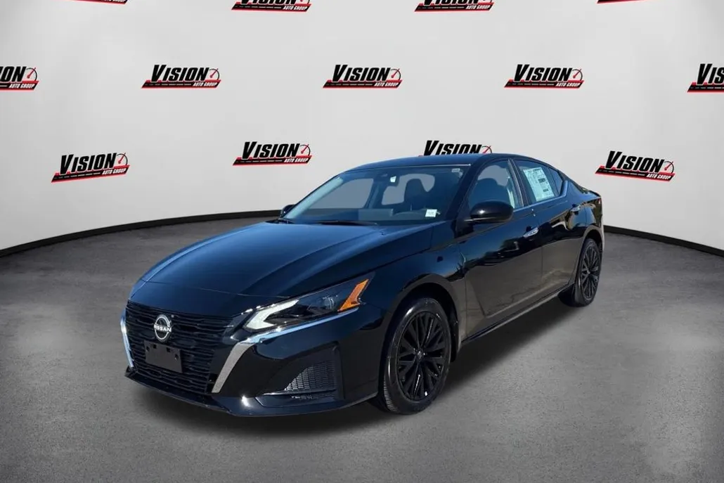 2025 Nissan Altima 2.5 SV photo 1
