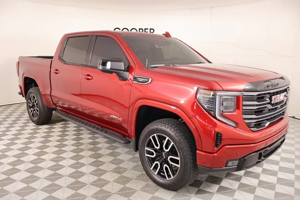 2025 Gmc Sierra 1500 AT4 photo 1