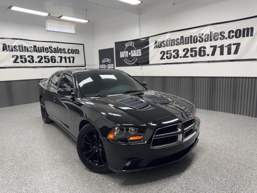 2013 Dodge Charger R/T photo 1