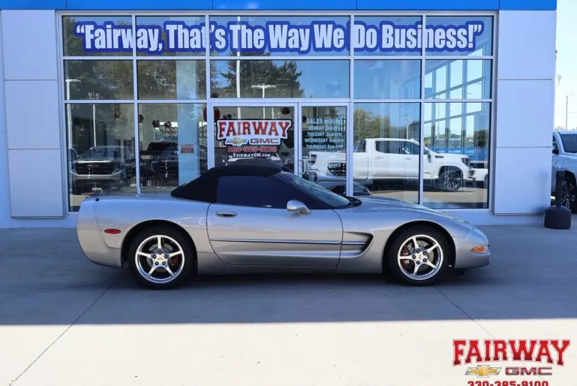 2001 Chevrolet Corvette Base Convertible photo 1