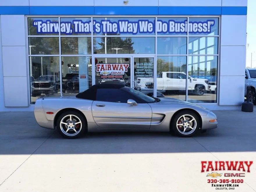 2001 Chevrolet Corvette Base Convertible photo 1