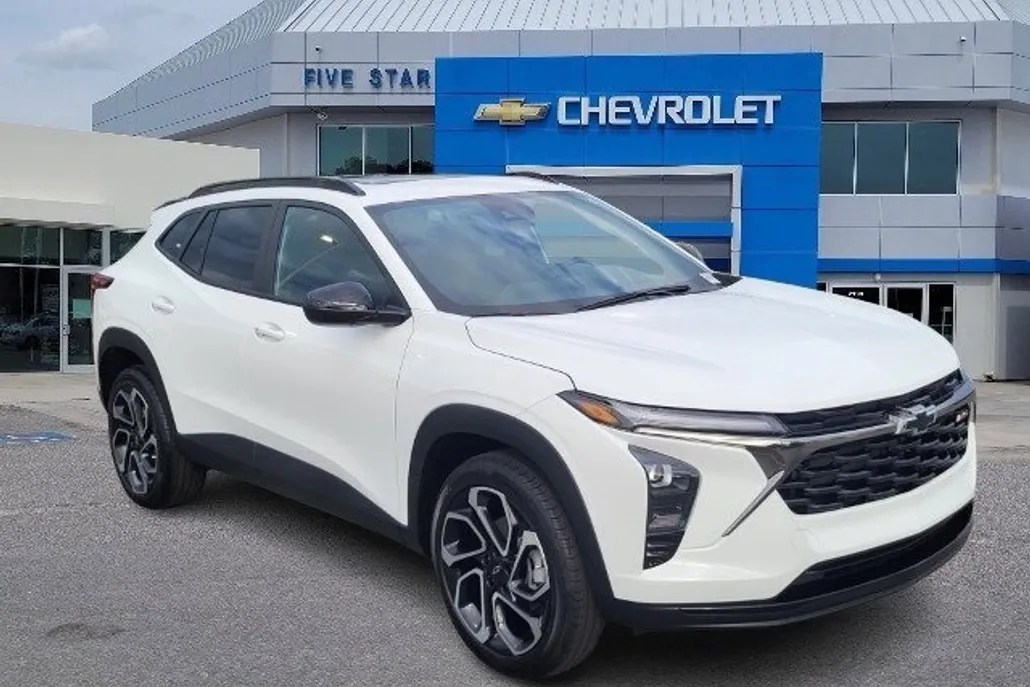 2026 Chevrolet Trax photo 1