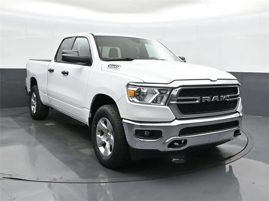 2024 Ram 1500 Tradesman photo 1