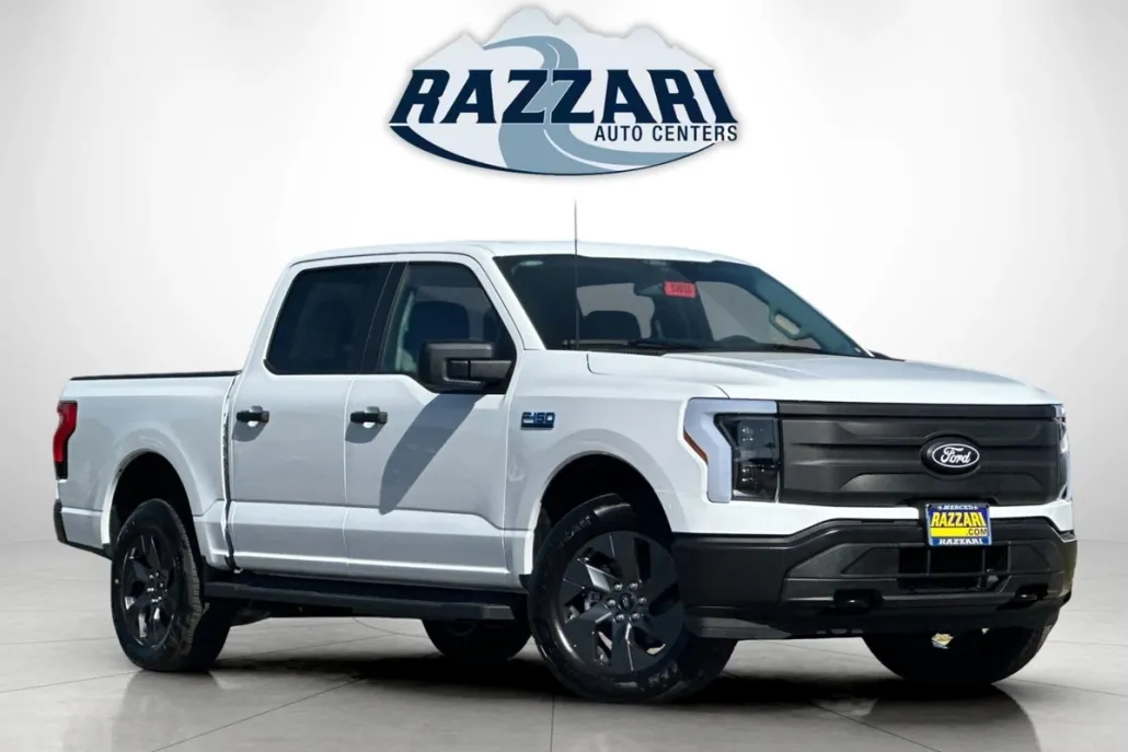 2025 Ford F-150 Lightning photo 1