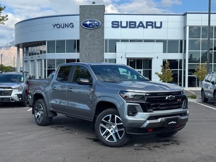 2024 Chevrolet Colorado Z71 photo 1