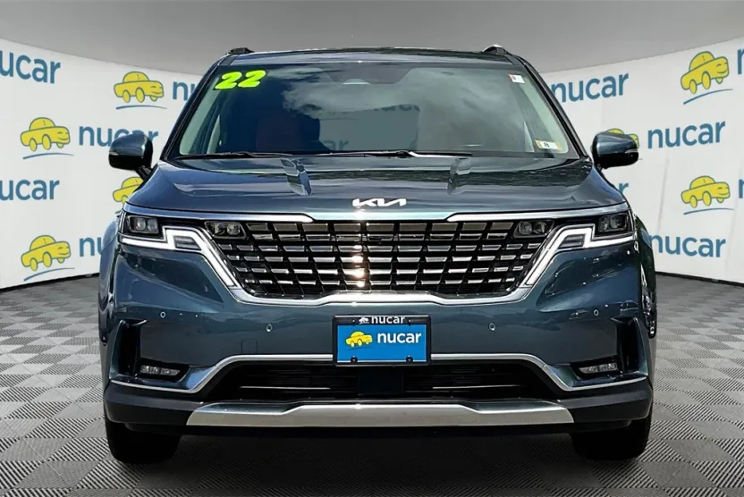 2022 Kia Carnival SX Prestige photo 1