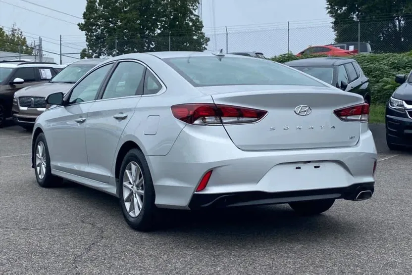 2018 Hyundai Sonata Eco photo 1