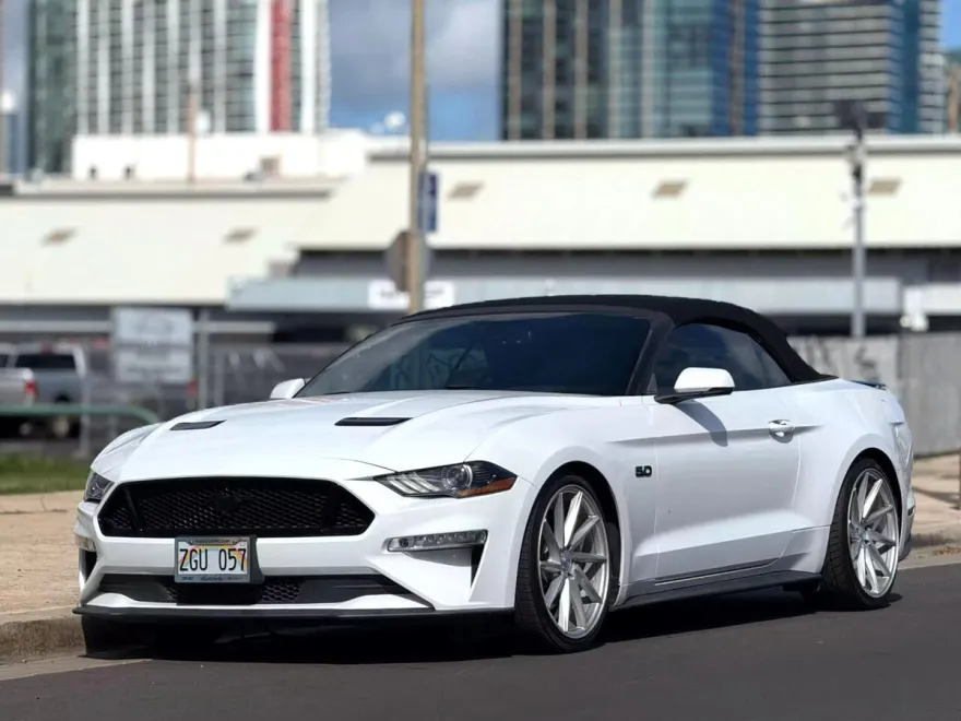 2018 Ford Mustang GT Premium Convertible photo 1