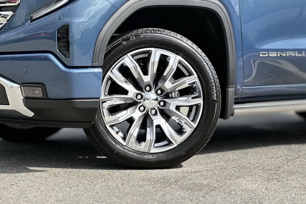 2026 Gmc Sierra 1500 Denali photo 1