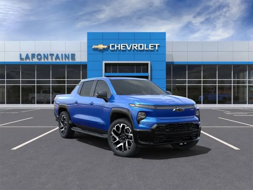 2025 Chevrolet Silverado EV RST photo 1