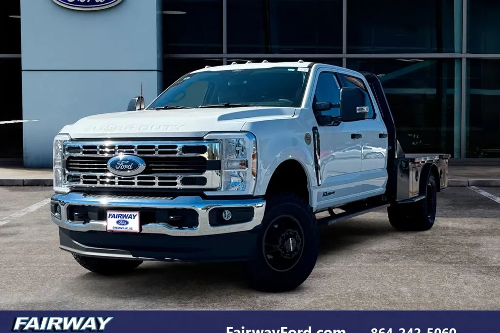 2024 Ford F-350 XL photo 1