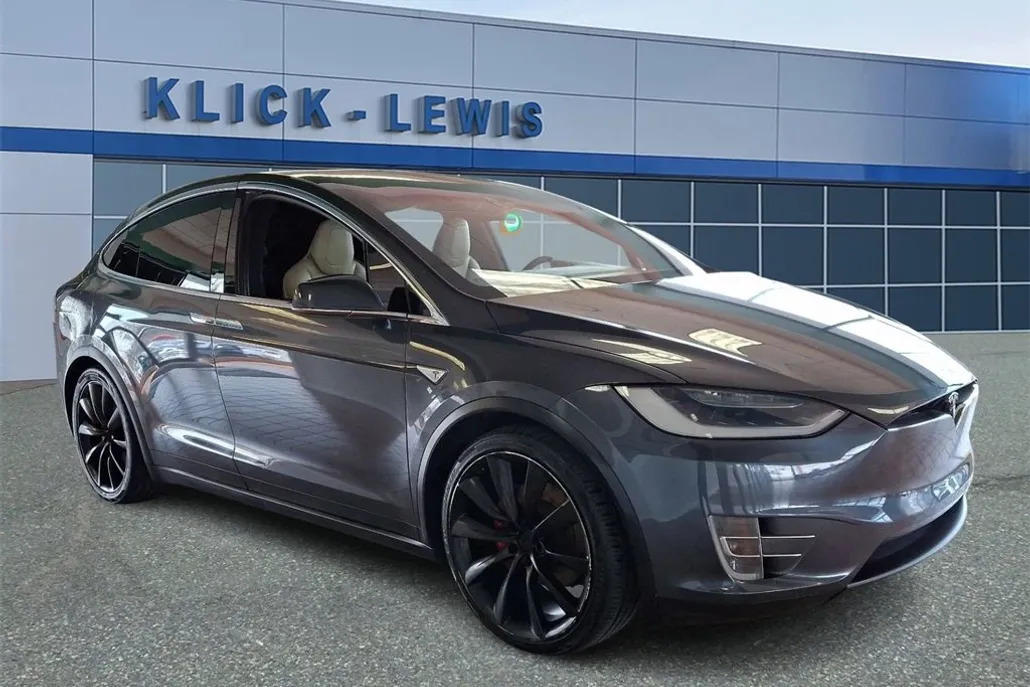 2016 Tesla Model X P90D photo 1