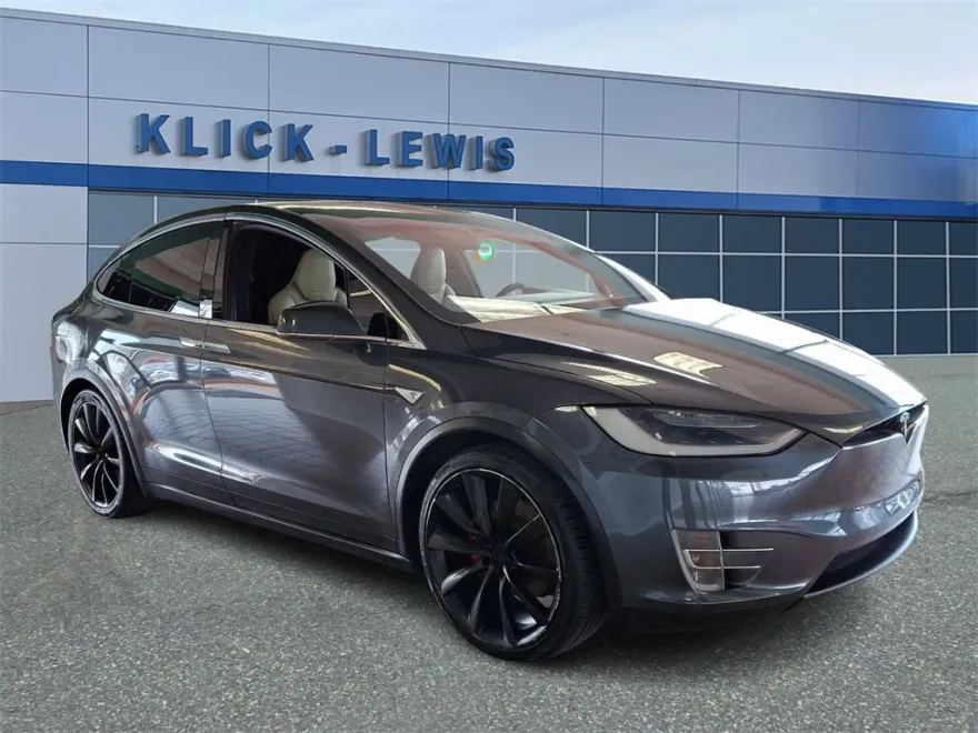 2016 Tesla Model X P90D photo 1