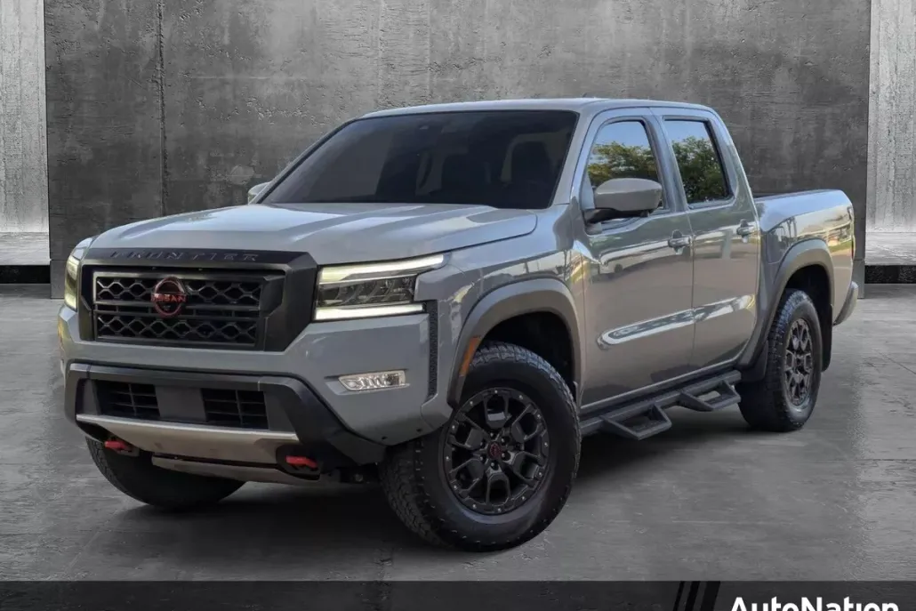 2023 Nissan Frontier PRO-4X photo 1
