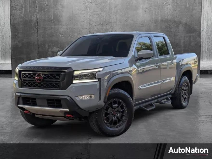 2023 Nissan Frontier PRO-4X photo 1