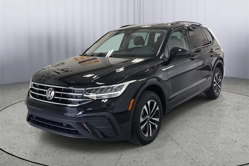 2024 Volkswagen Tiguan S photo 1