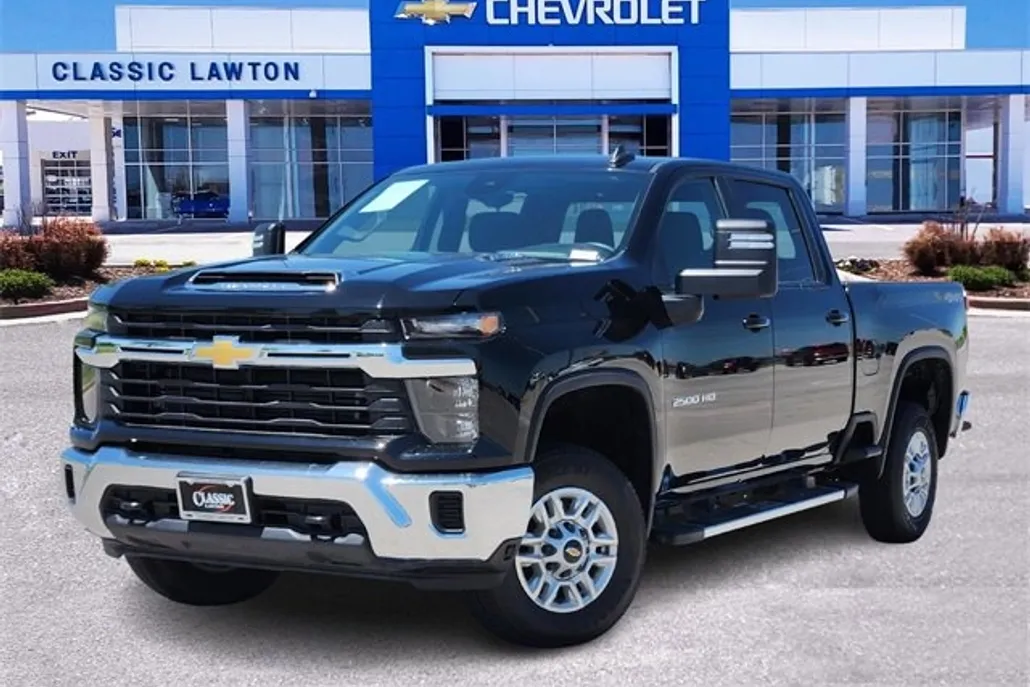 2024 Chevrolet Silverado 2500HD LT photo 1