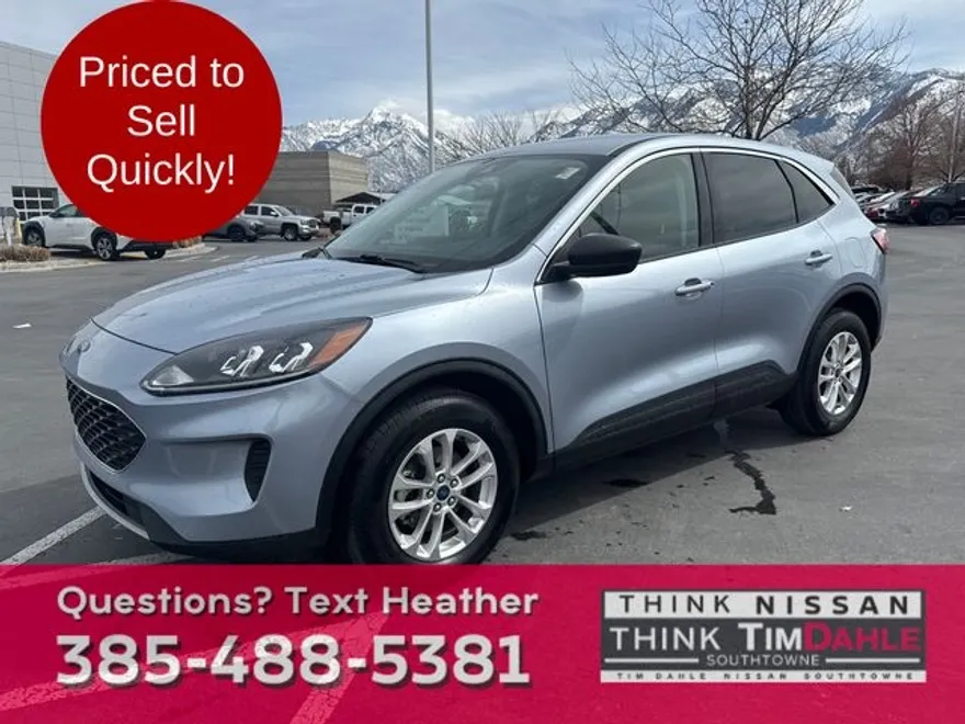 2022 Ford Escape SE photo 1